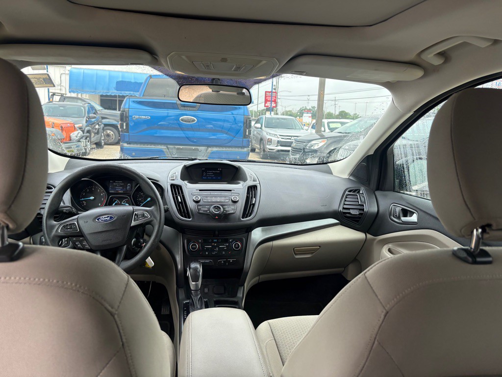 2018 Ford Escape Image 17