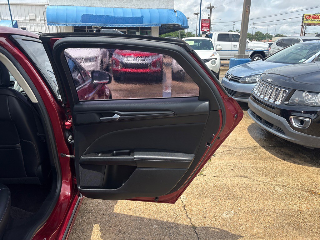 2018 Ford Fusion Image 20