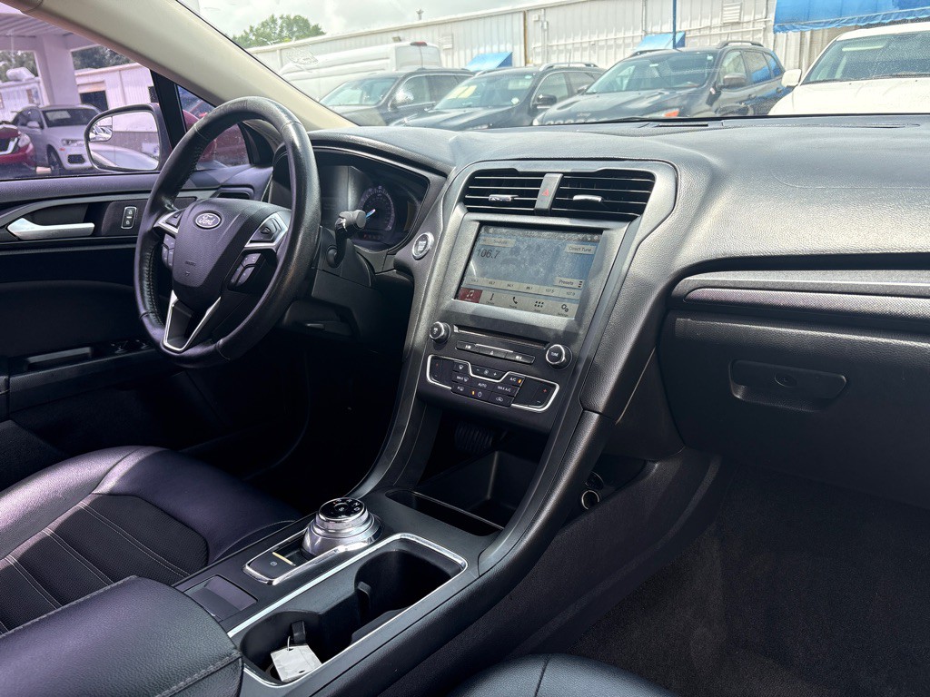 2018 Ford Fusion Image 23