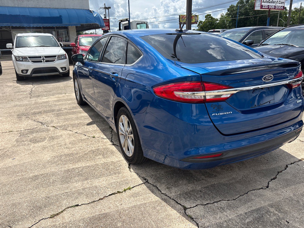 2017 Ford Fusion Image 5