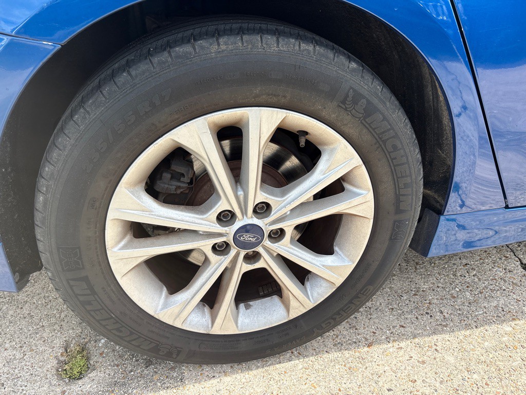 2017 Ford Fusion Image 29