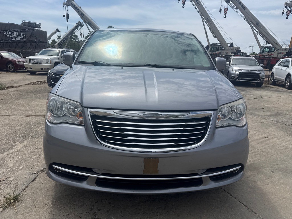 2015 Chrysler Town & Country Image 22