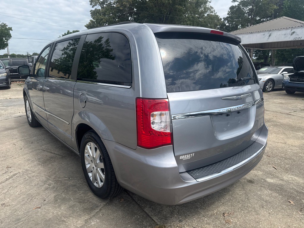 2015 Chrysler Town & Country Image 27