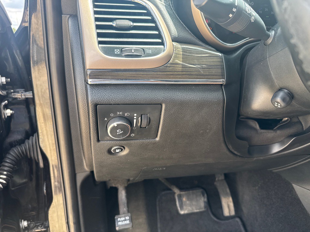 2015 Jeep Grand Cherokee Image 18