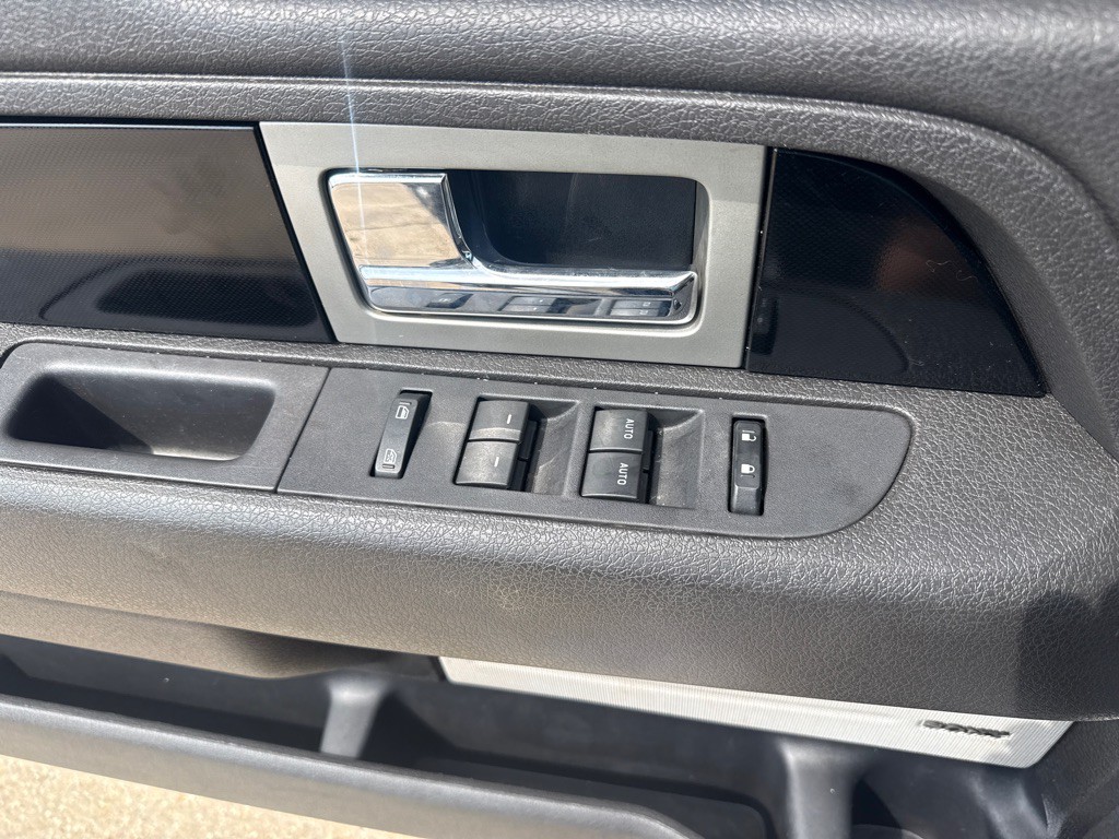 2012 Ford F-150 Image 28