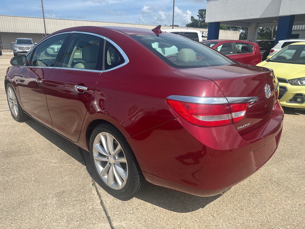 2012 Buick Verano Image 8