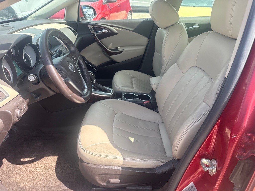 2012 Buick Verano Image 10