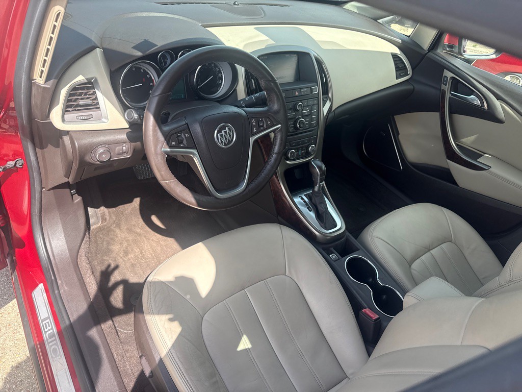 2012 Buick Verano Image 11