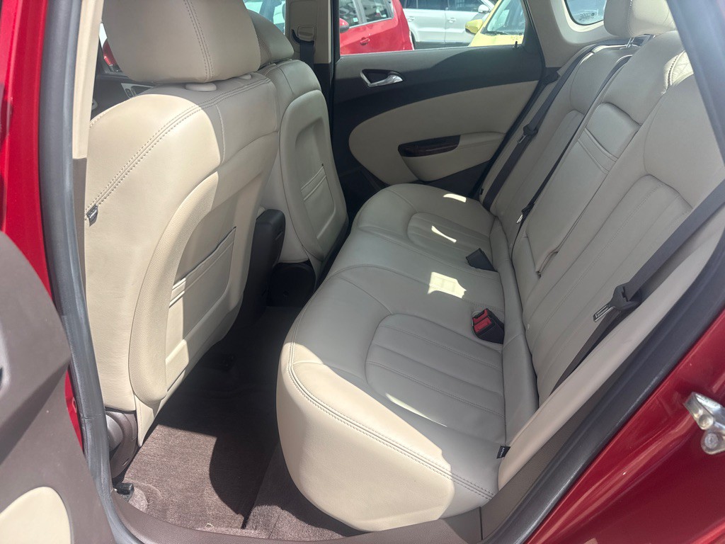 2012 Buick Verano Image 12