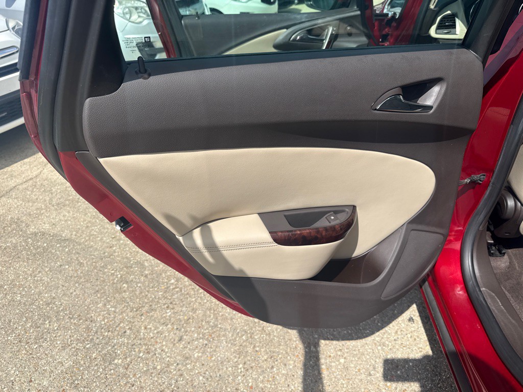 2012 Buick Verano Image 23