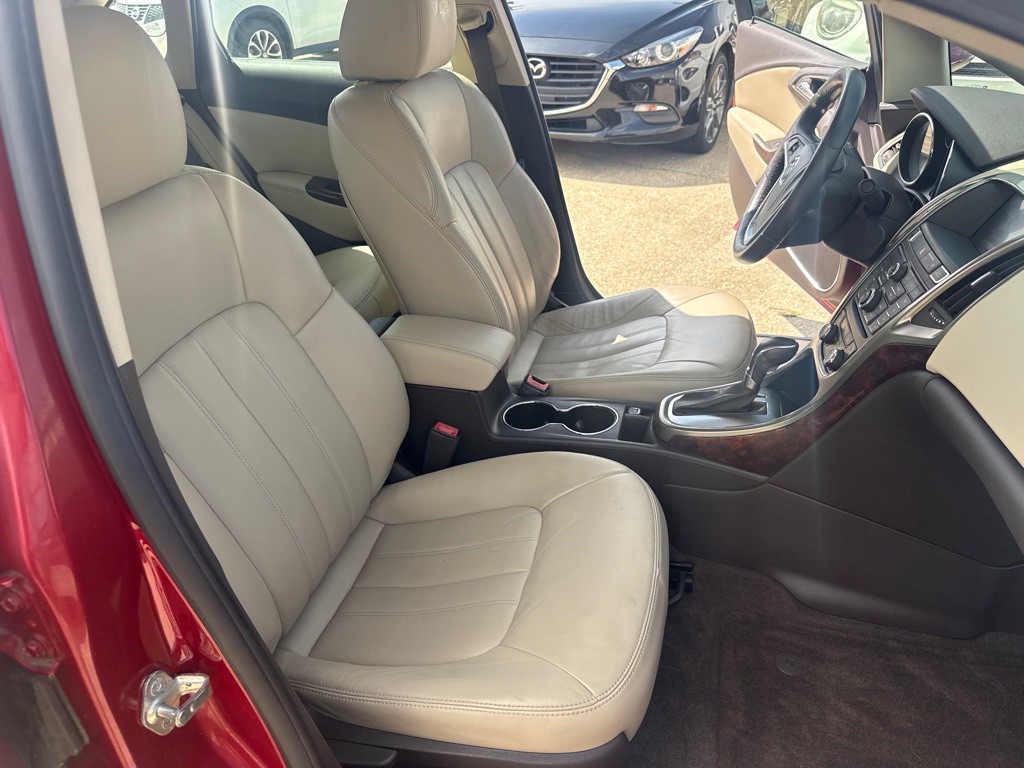 2012 Buick Verano Image 30