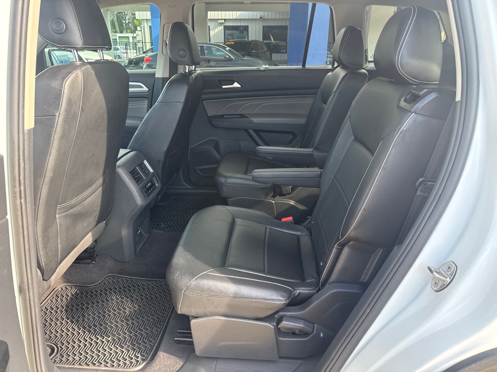 2021 Volkswagen Atlas Image 12