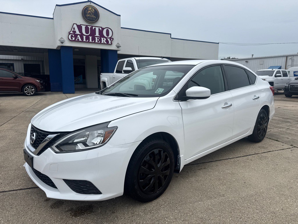 2017 Nissan Sentra Image 2