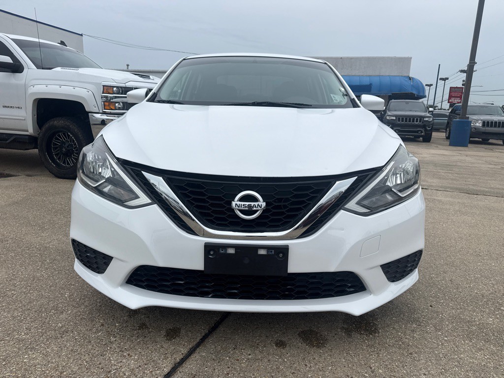 2017 Nissan Sentra Image 3