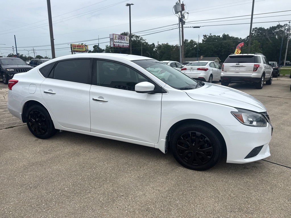 2017 Nissan Sentra Image 5