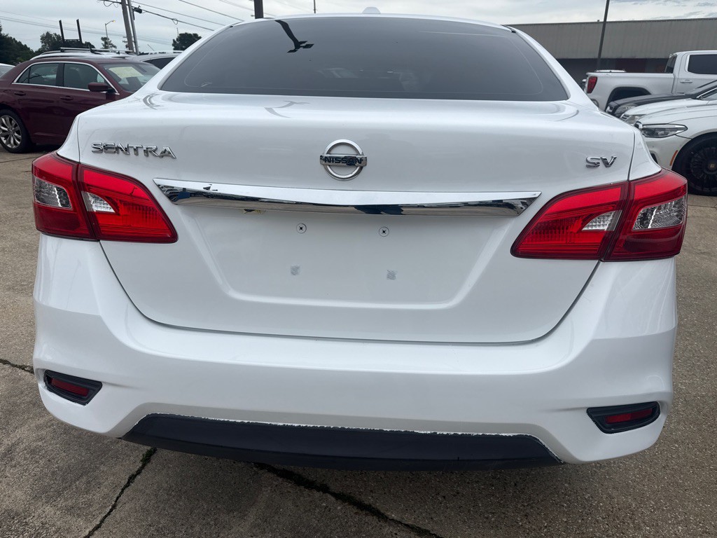 2017 Nissan Sentra Image 7