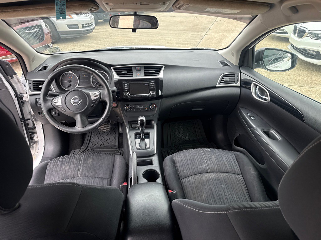 2017 Nissan Sentra Image 12