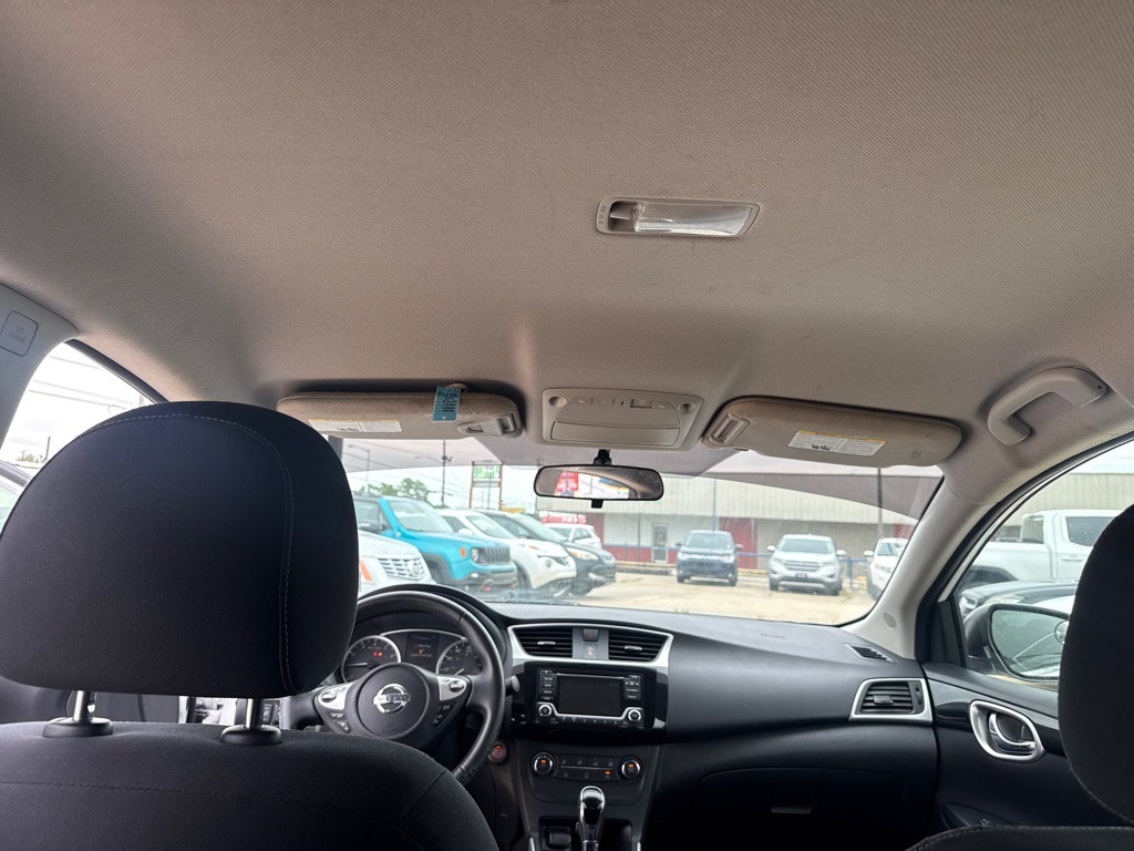 2017 Nissan Sentra Image 13