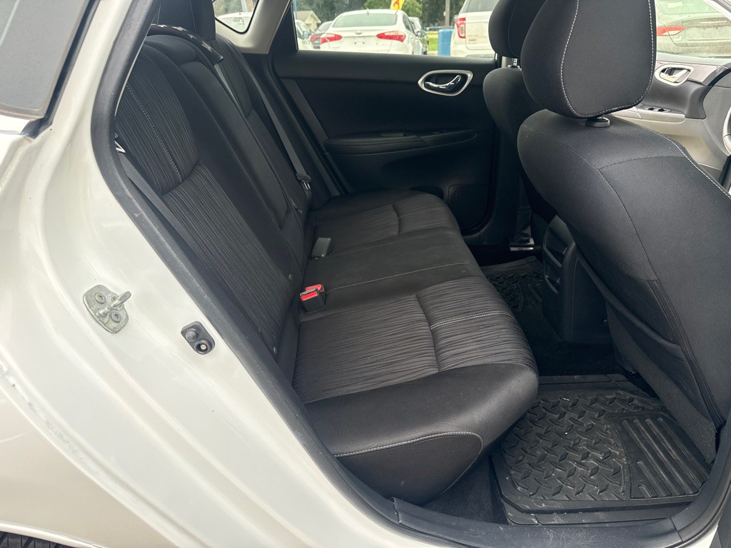 2017 Nissan Sentra Image 24