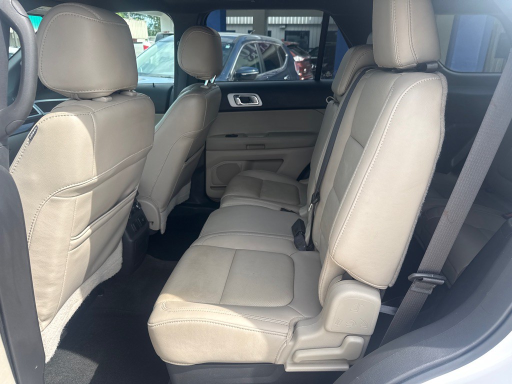 2015 Ford Explorer Image 10