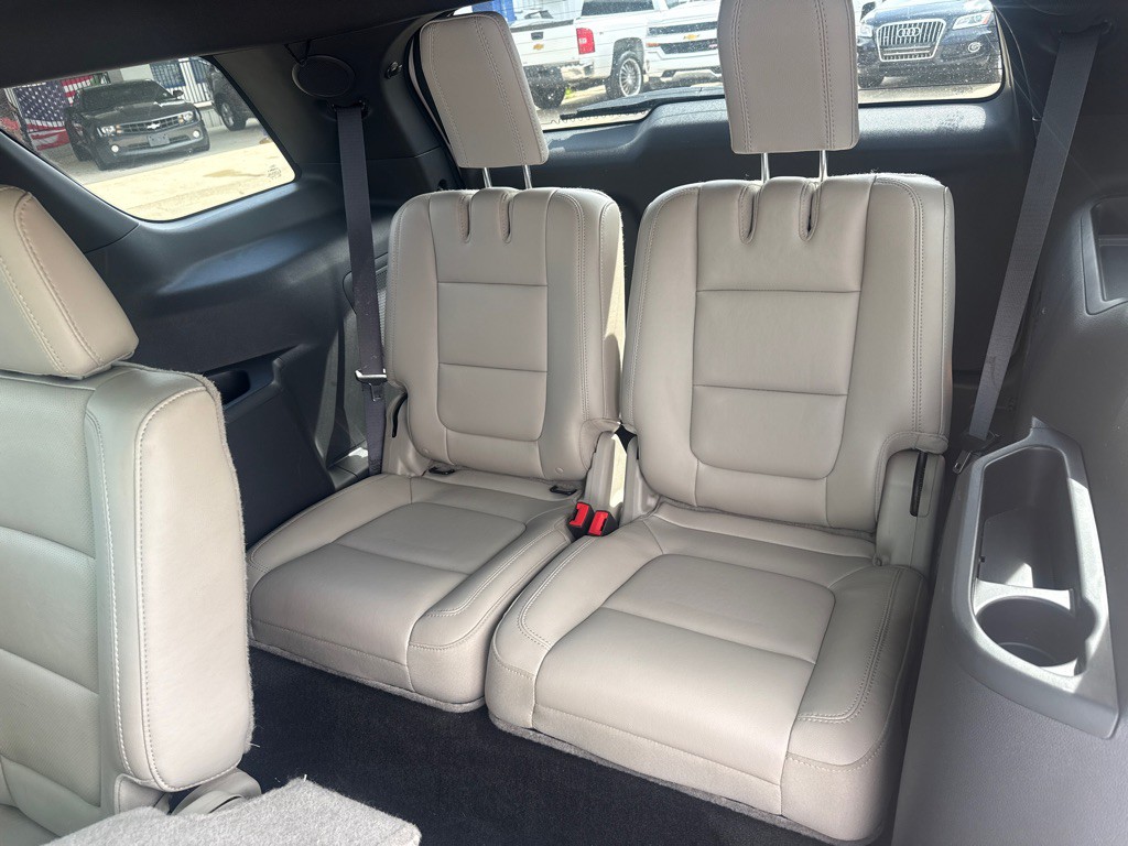 2015 Ford Explorer Image 12