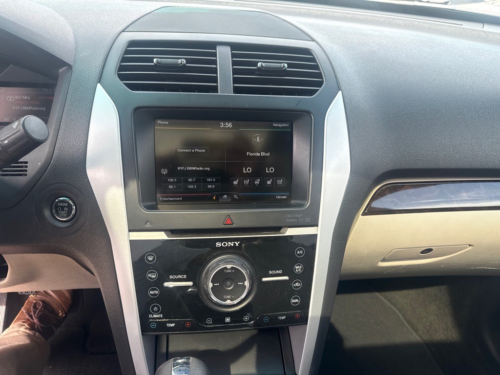 2015 Ford Explorer Image 15