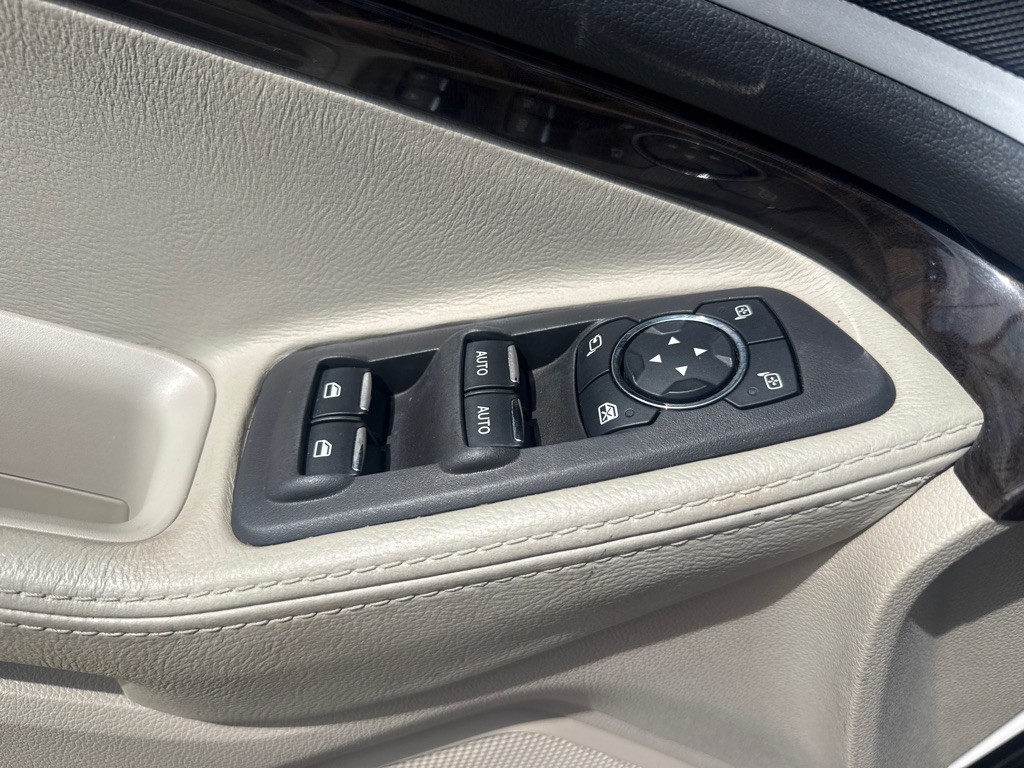 2015 Ford Explorer Image 21