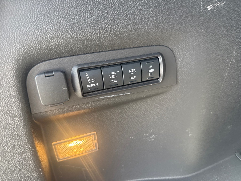 2015 Ford Explorer Image 25