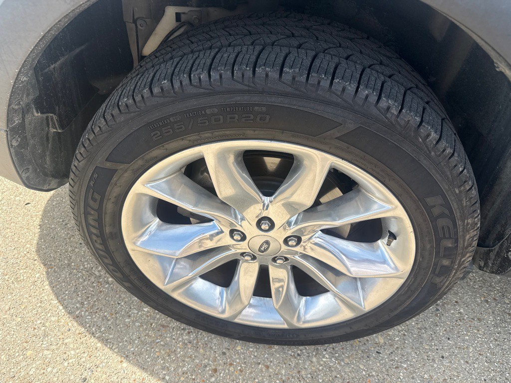 2015 Ford Explorer Image 34