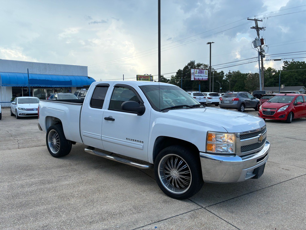 2012 Chevrolet Silverado 1500 Image 3