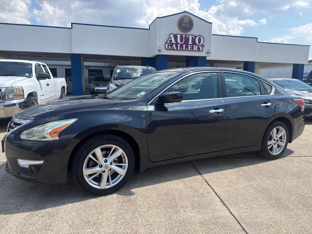 2015 Nissan Altima Image 1