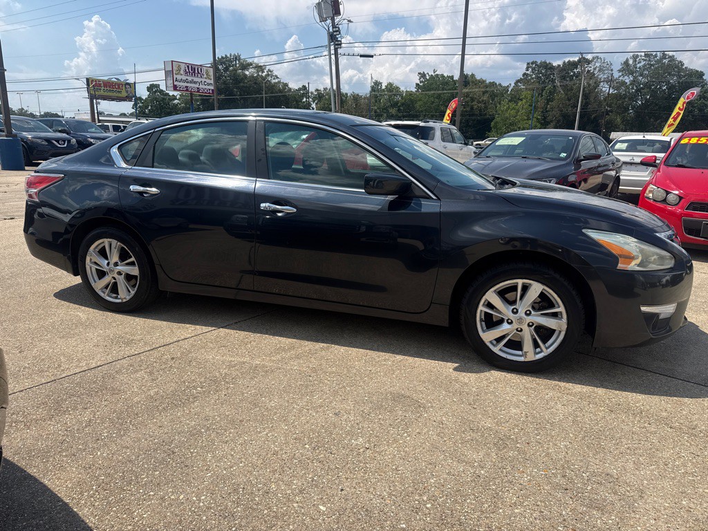 2015 Nissan Altima Image 5