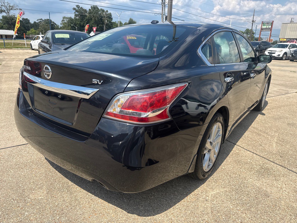 2015 Nissan Altima Image 6