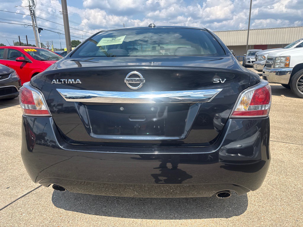 2015 Nissan Altima Image 7