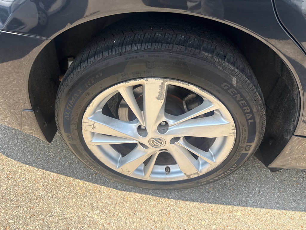 2015 Nissan Altima Image 31