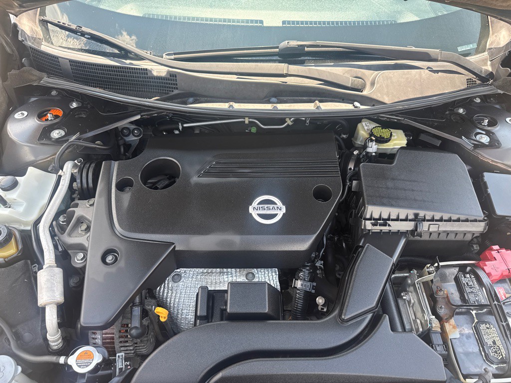 2015 Nissan Altima Image 34