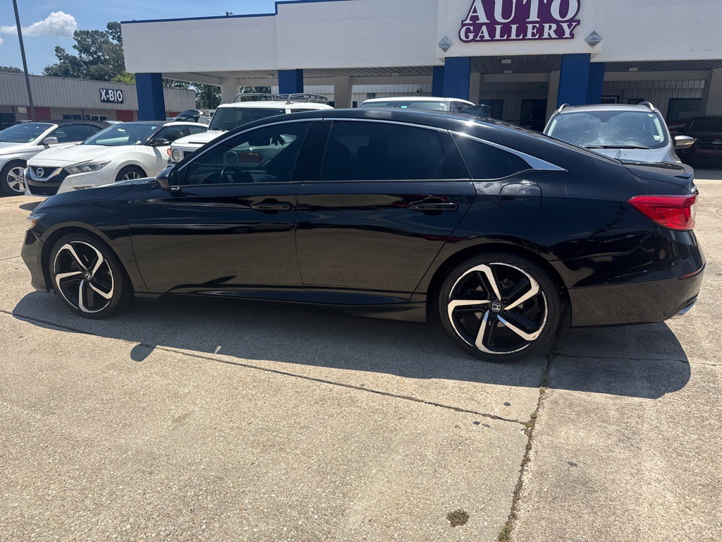 2020 Honda Accord Image 9