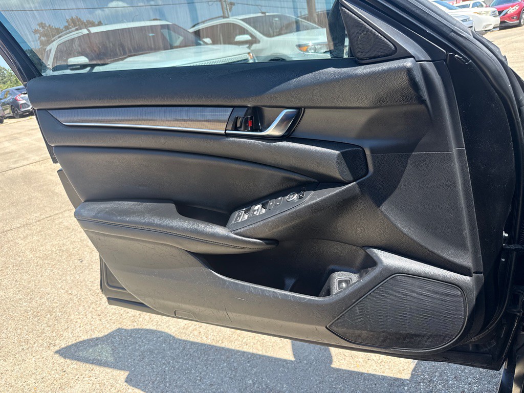 2020 Honda Accord Image 18