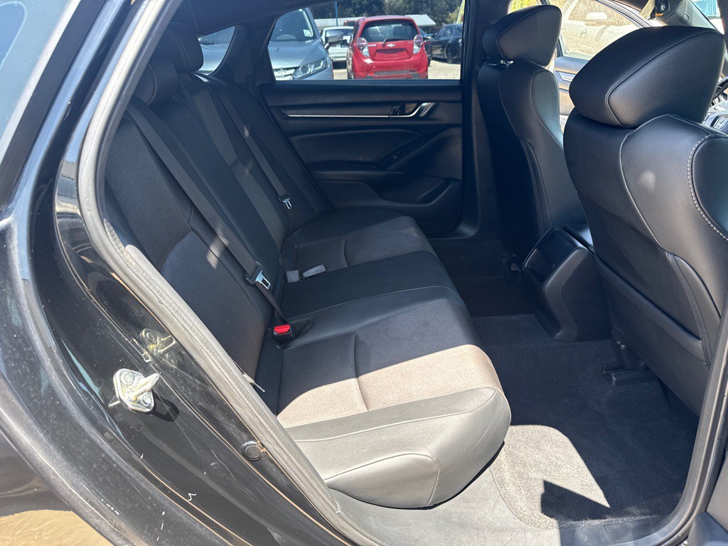 2020 Honda Accord Image 23