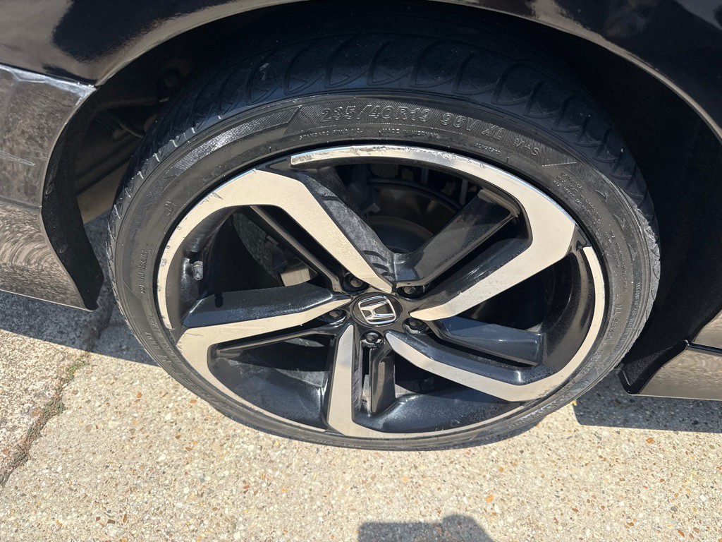 2020 Honda Accord Image 29