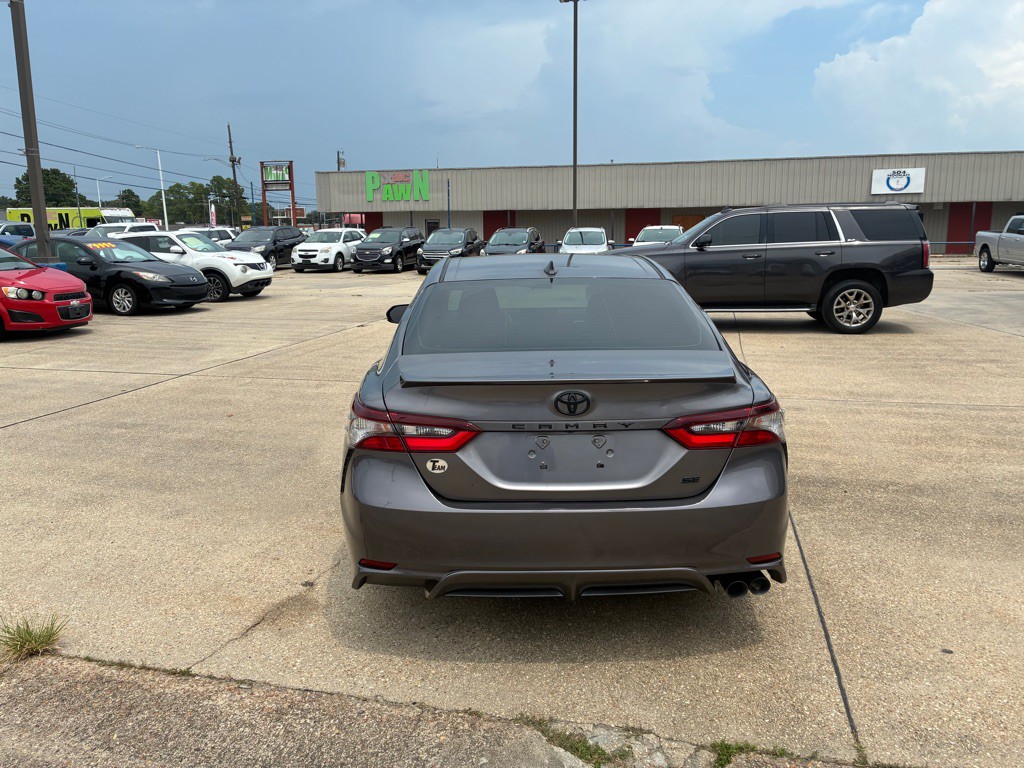 2021 Toyota Camry Image 6