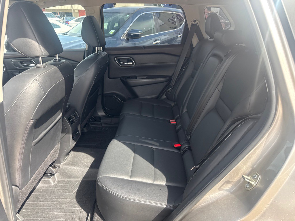 2021 Nissan Rogue Image 11