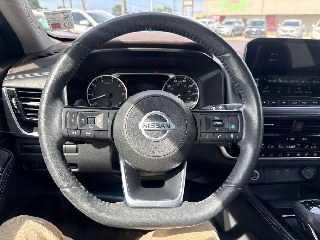 2021 Nissan Rogue Image 18
