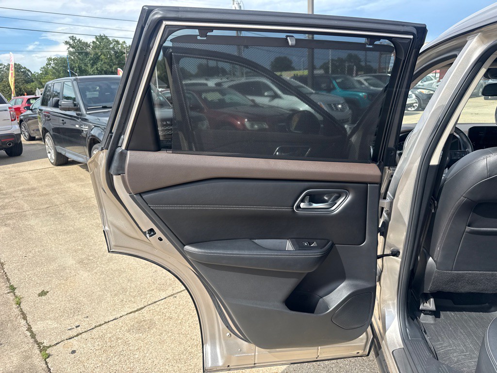 2021 Nissan Rogue Image 22