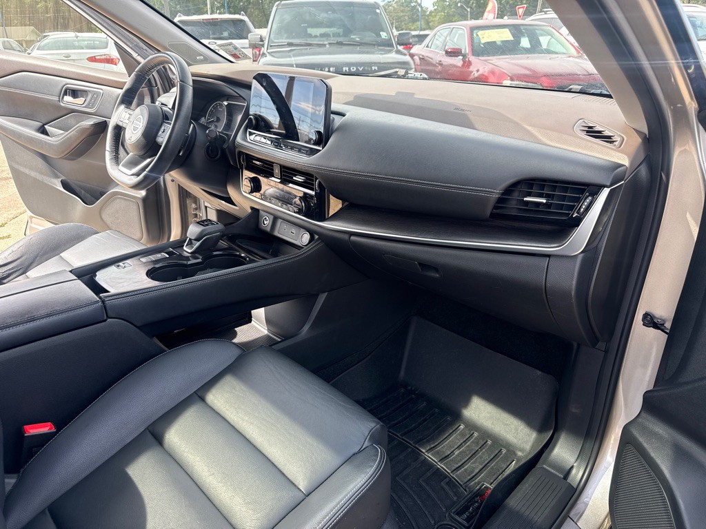 2021 Nissan Rogue Image 27