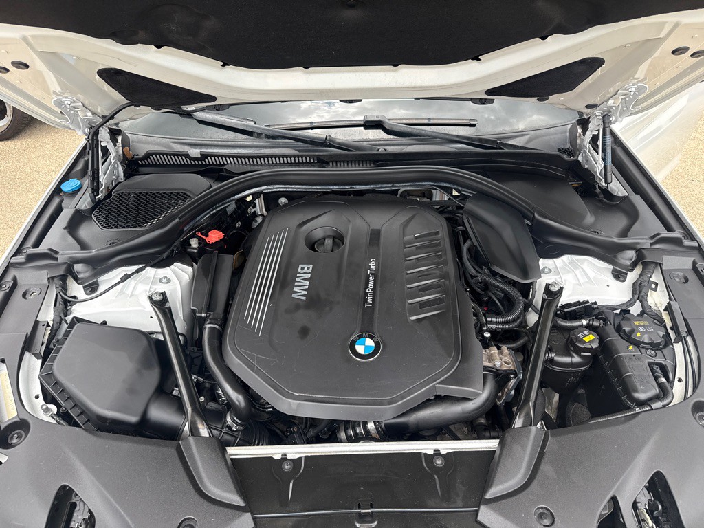 2017 BMW 5 Series Image 31