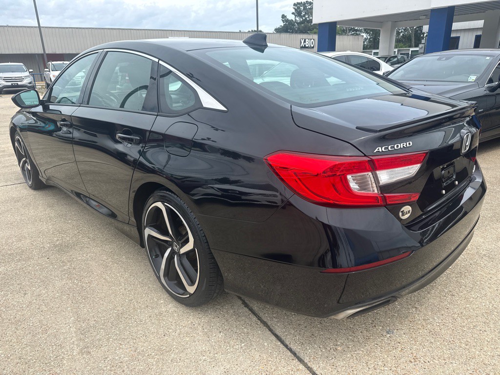 2018 Honda Accord Image 8