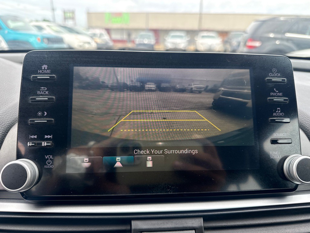 2018 Honda Accord Image 15