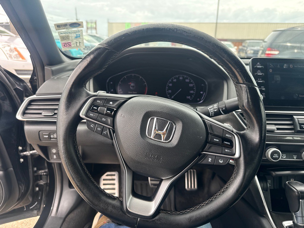 2018 Honda Accord Image 17