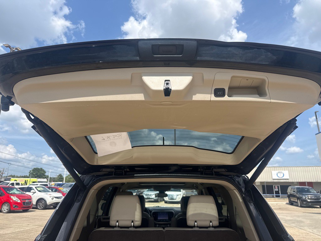 2017 GMC Acadia Image 27